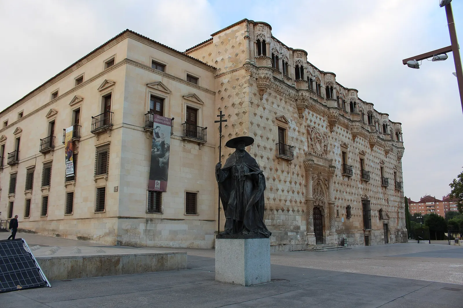 Palacio del Infantado, Guadalajara. Fotografía del entorno geográfico.