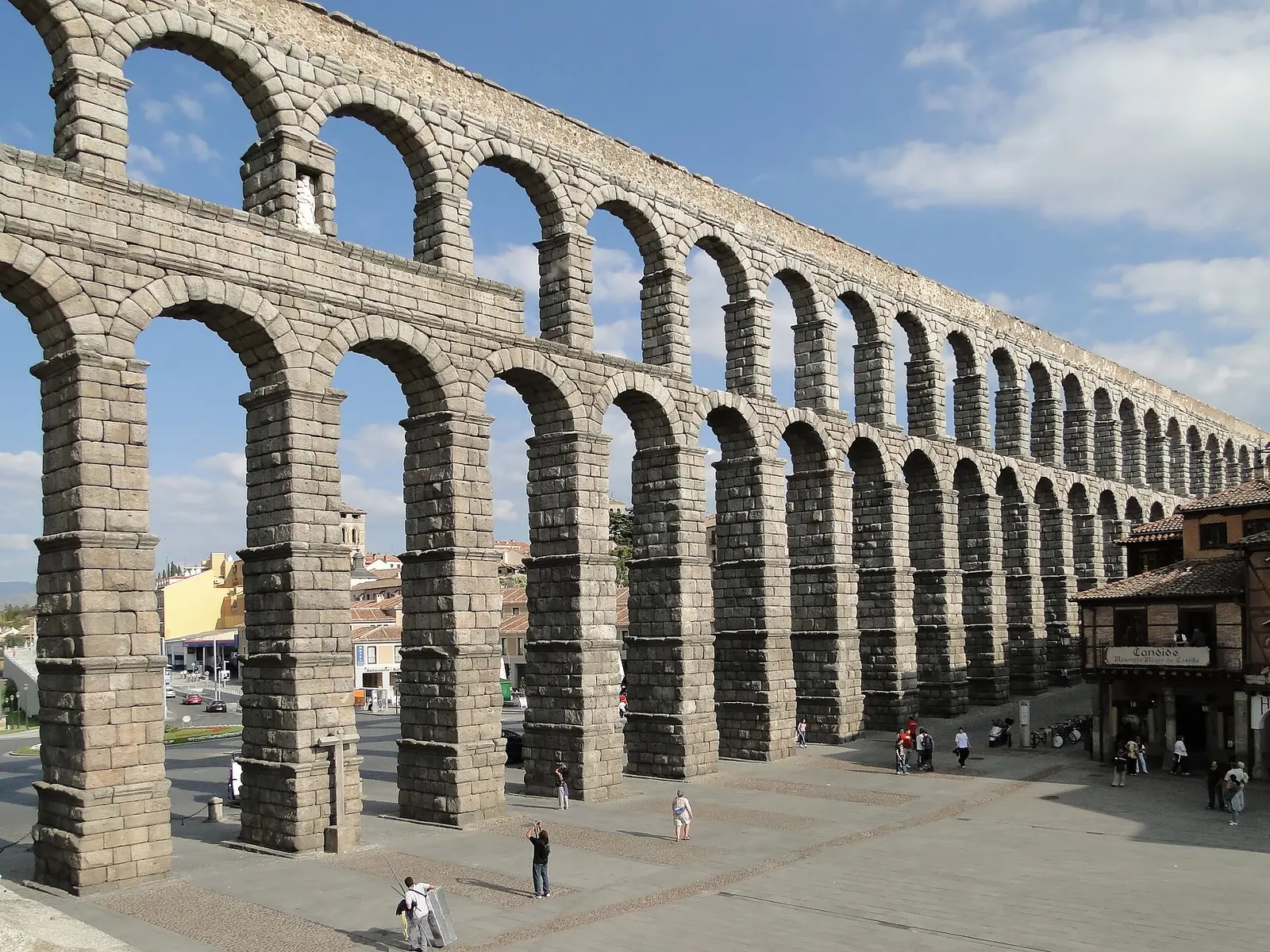 Acueducto de Segovia, Segovia. Fotografía del entorno geográfico.